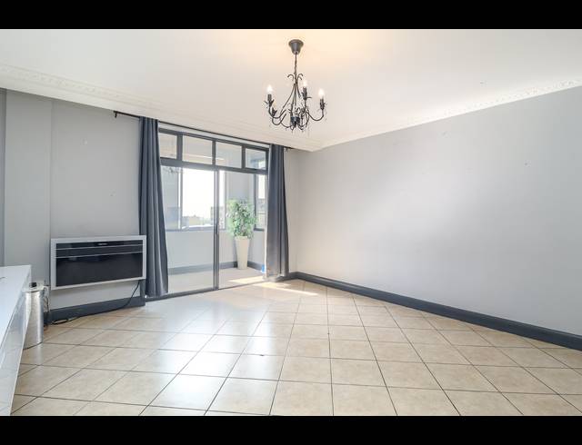 1 BEDROOM APARTMENT TO LET IN GARDENS